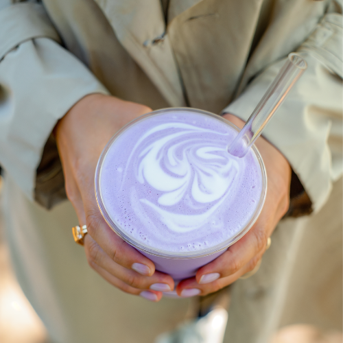 Qu'est-ce que l'Ube Latte ? Découvrez cette boisson tendance aux mille vertus
